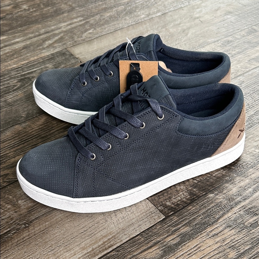 Mozo Sneakers Non-Slip